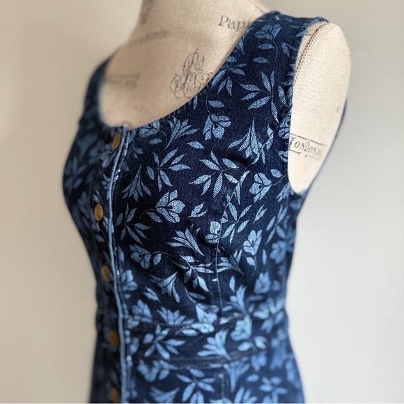 NWT Draper James Denim Dress with Blue Floral Design - Picture 4 of 11